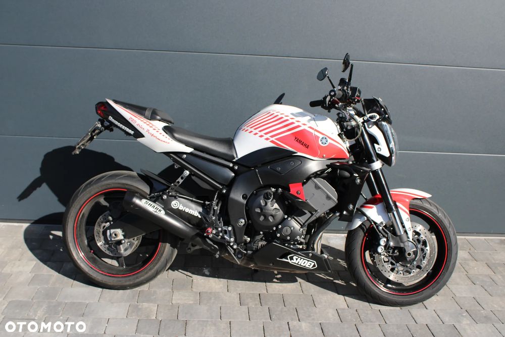 Yamaha FZ - 2