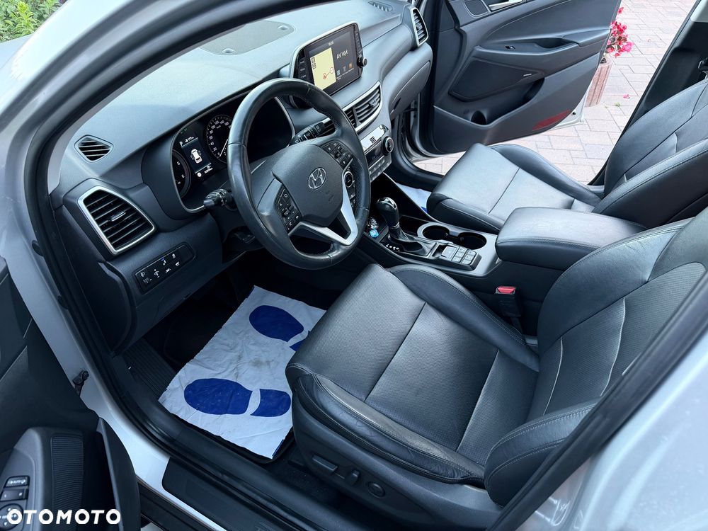 Hyundai Tucson blue 1.6 CRDi 2WD DCT Premium - 32