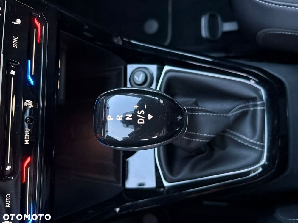 Volkswagen T-Cross - 16