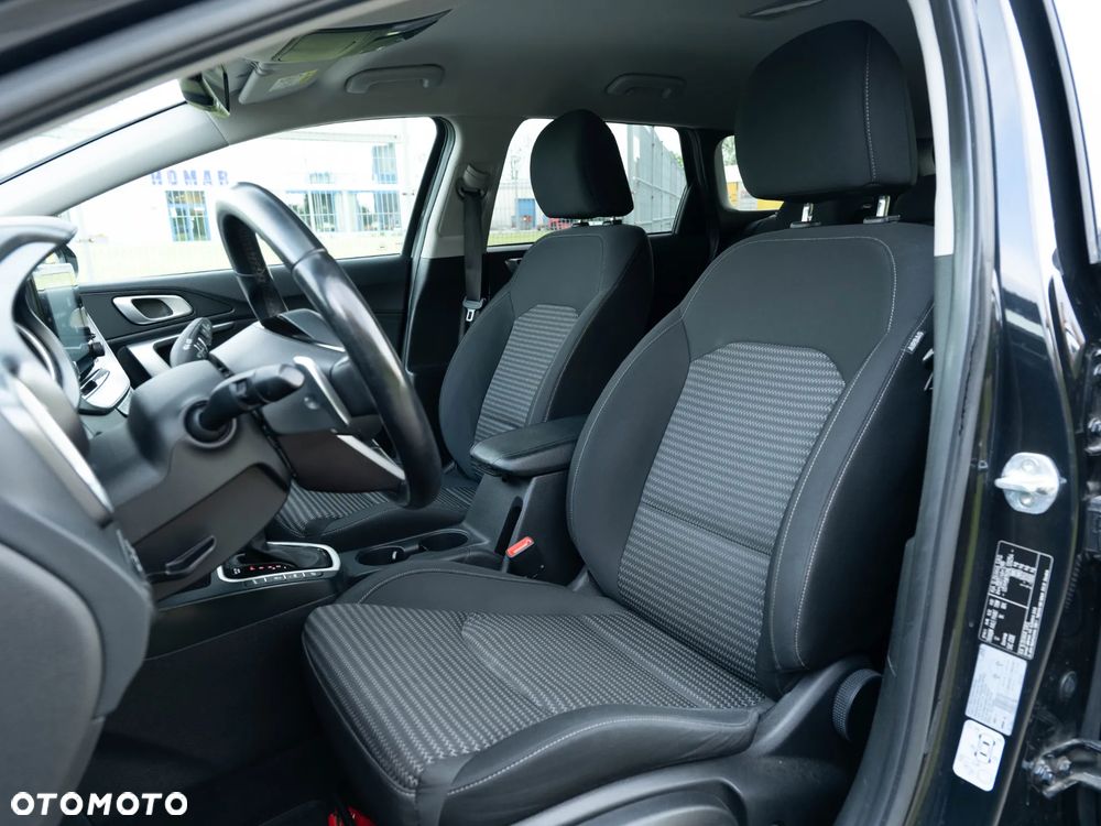 Kia Ceed 1.5 T-GDI M DCT - 17