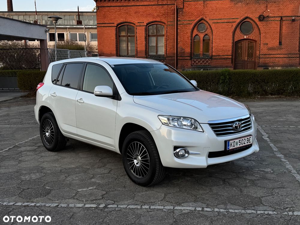 Toyota RAV4 2.2 D-4D 4x2 Life - 4