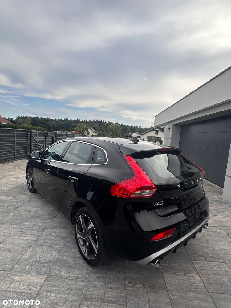 Volvo V40 T2 Drive-E R-Design Momentum - 5