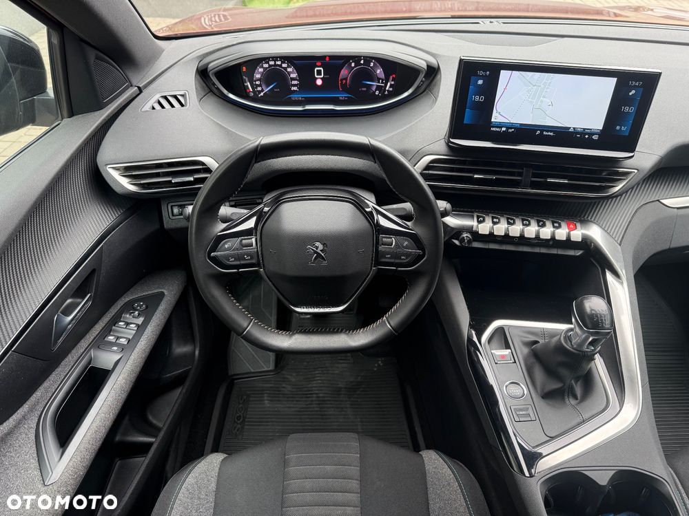 Peugeot 5008 - 29