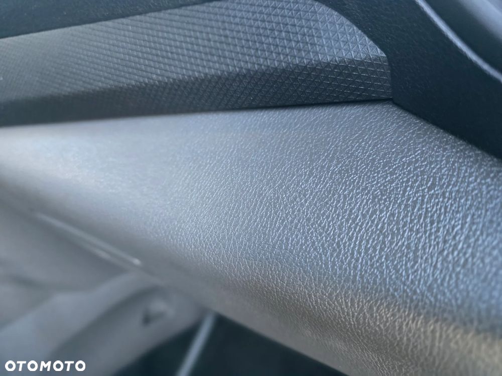 Ford Transit Connect - 13