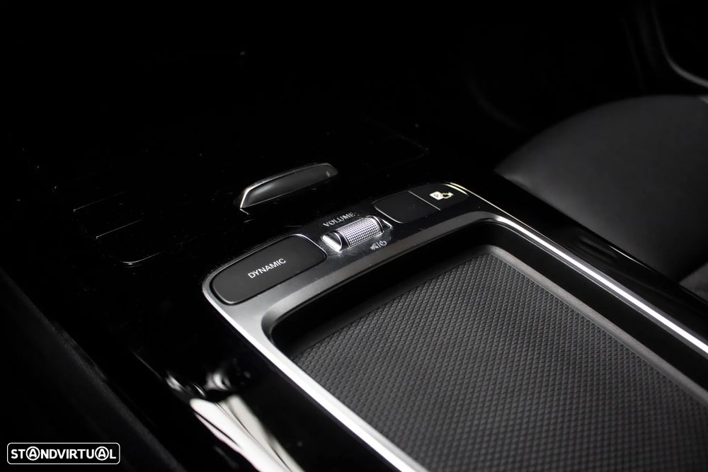 Mercedes-Benz CLA 180 d Shooting Brake Progressive Aut. - 19