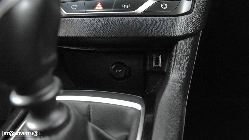 Peugeot 308 1.2 PureTech Style - 44