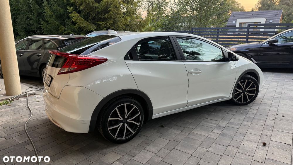 Honda Civic 1.8 i-VTEC Comfort - 8