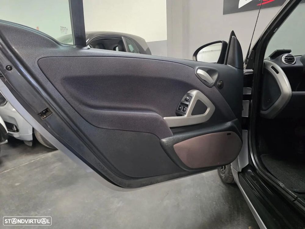 Smart ForTwo Coupé 0.8 cdi Pulse 54 Softouch - 25