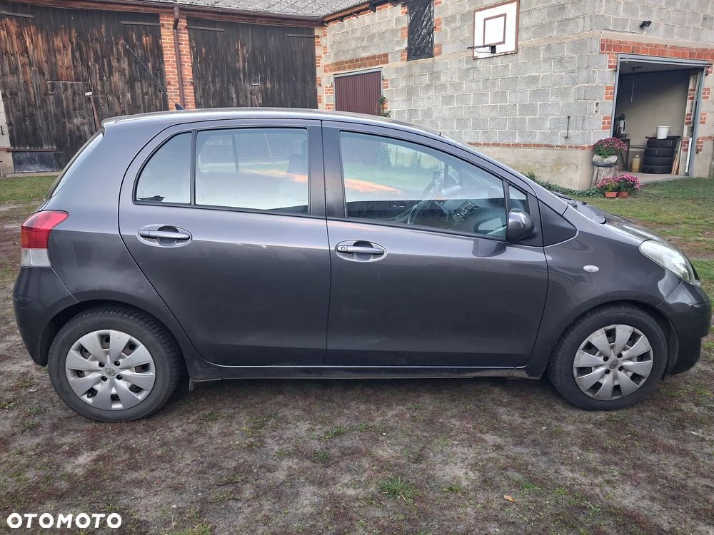 Toyota Yaris 1.33 Luna - 14