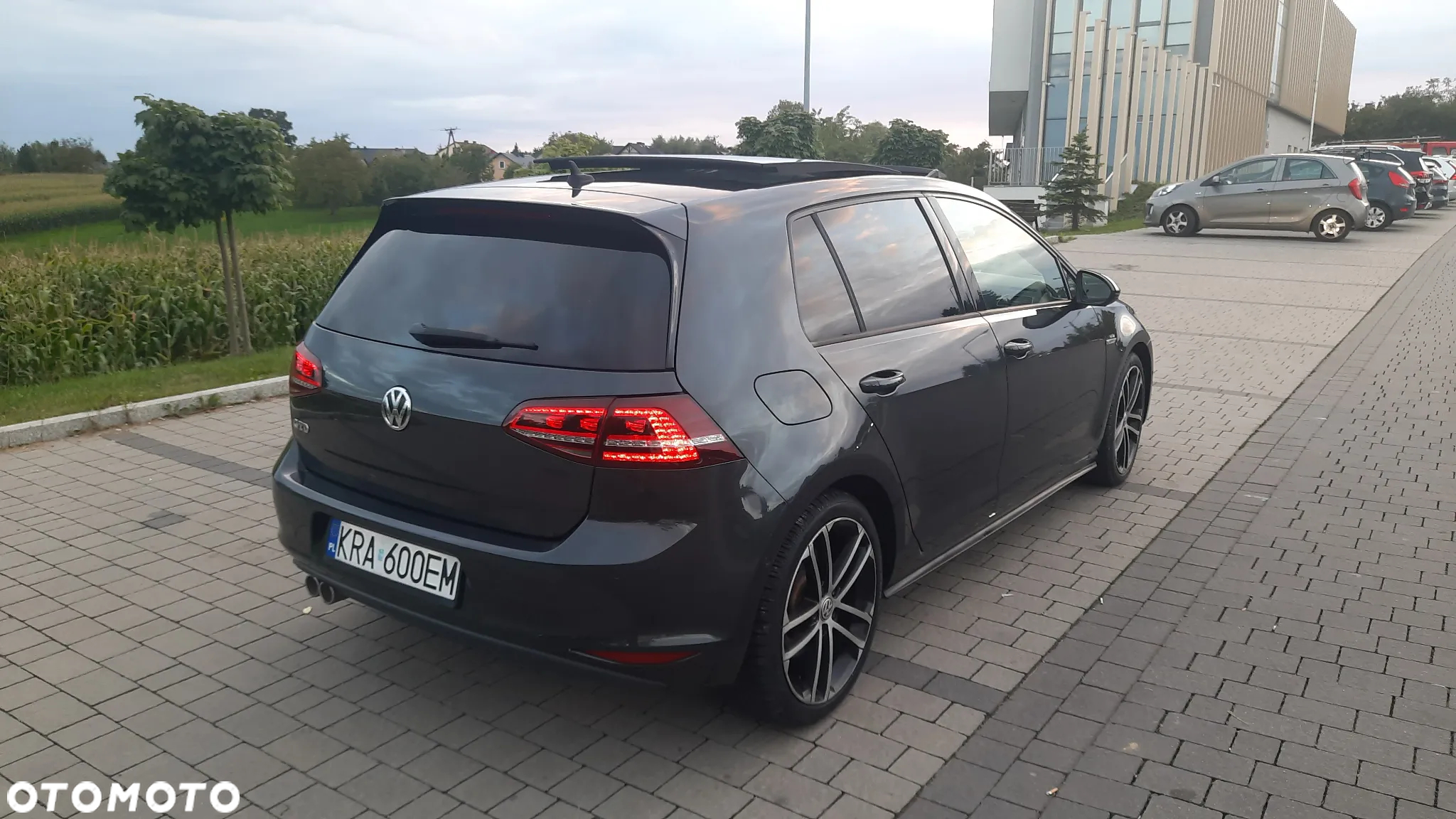 Volkswagen Golf GTD 2.0 TDI SCR DSG - 8