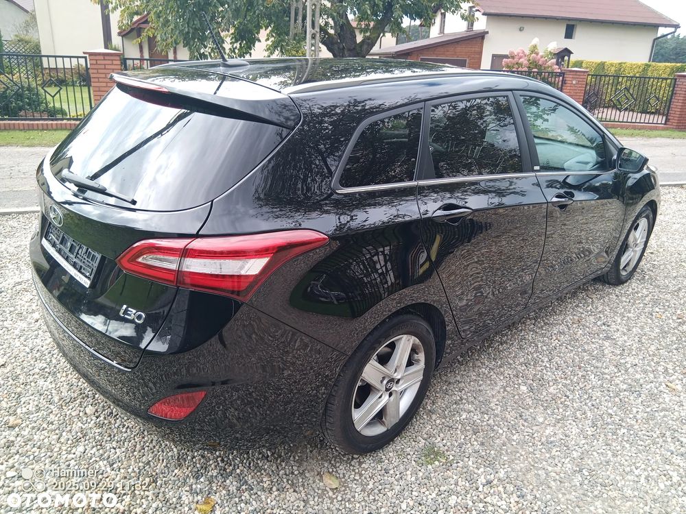 Hyundai i30 1.6 CRDi BlueDrive Go - 4