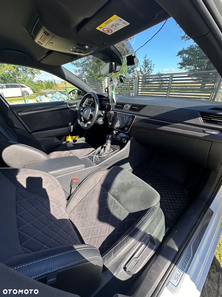 Skoda Superb 2.0 TSI Sportline DSG - 7