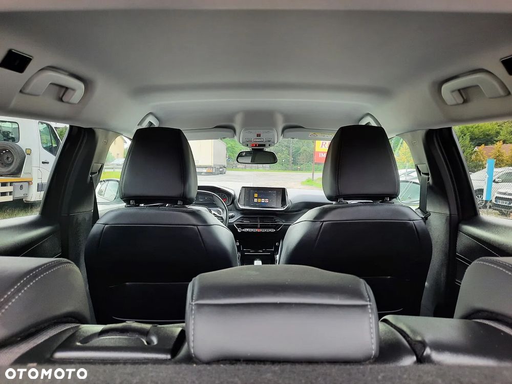 Peugeot 2008 1.2 Pure Tech GPF Allure S&S EAT6 - 18