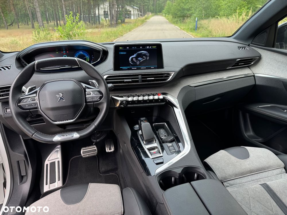 Peugeot 3008 1.6 PureTech Hybrid4 PHEV Allure Pack S&S EAT8 - 12