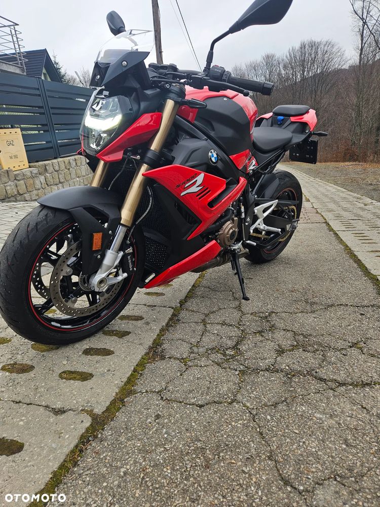 BMW S - 2