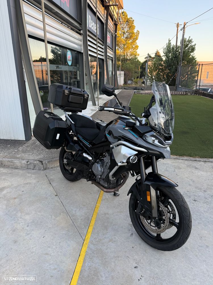 CF Moto 800MT Sport c/ malas Shad Terra - 4