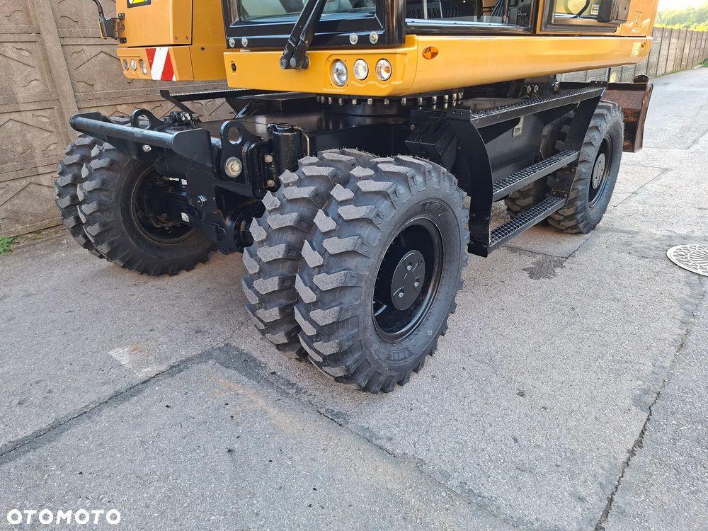 Caterpillar CAT M 318 F - 26