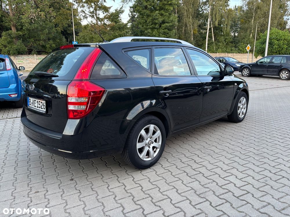 Kia Ceed 1.4 CVVT Attract - 3