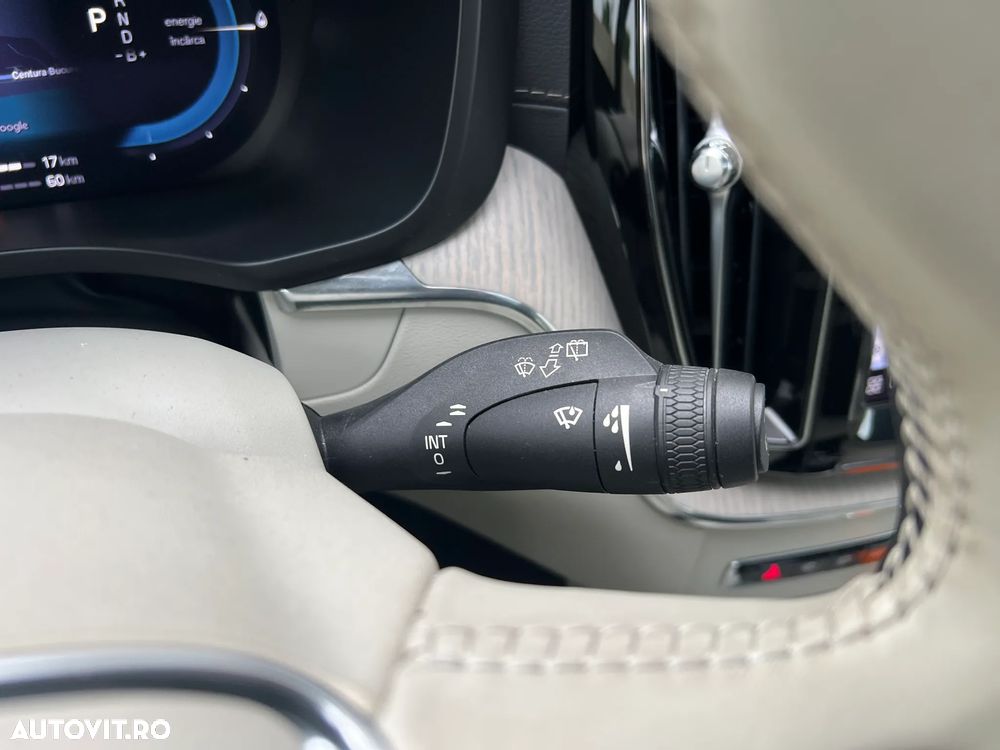 Volvo XC 60 T6 AWD Recharge Geartronic Inscription - 22
