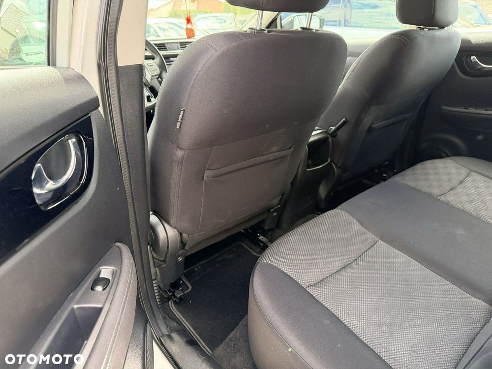 Nissan Qashqai 1.2 DIG-T N-Connecta Xtronic EU6 - 8
