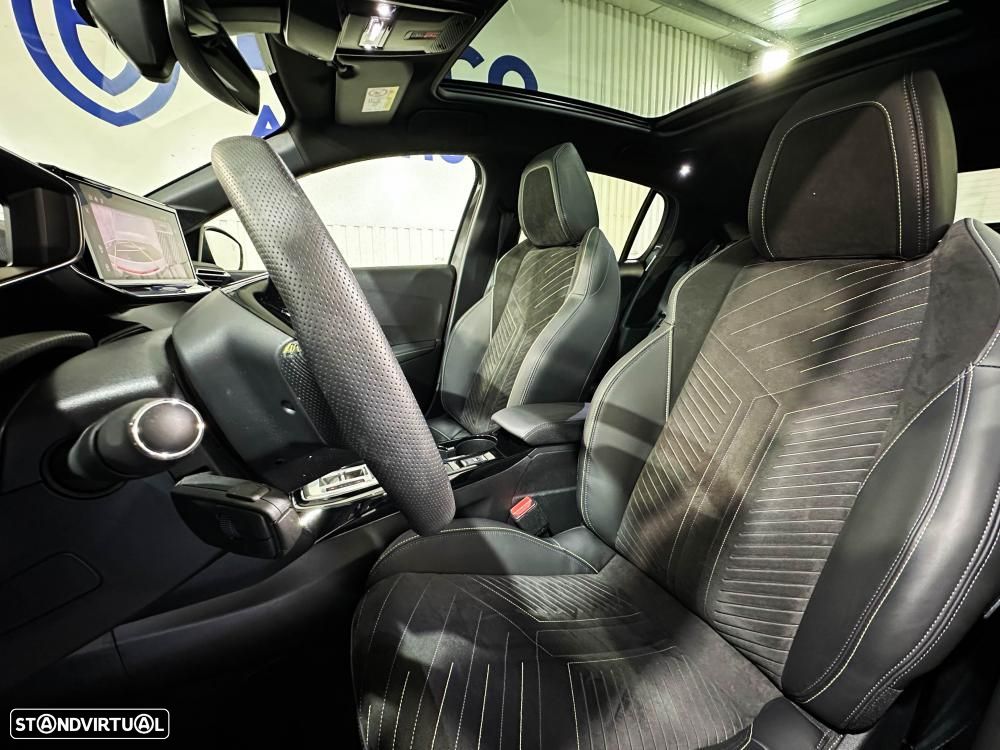 Peugeot e-208 51 kWh GT - 9