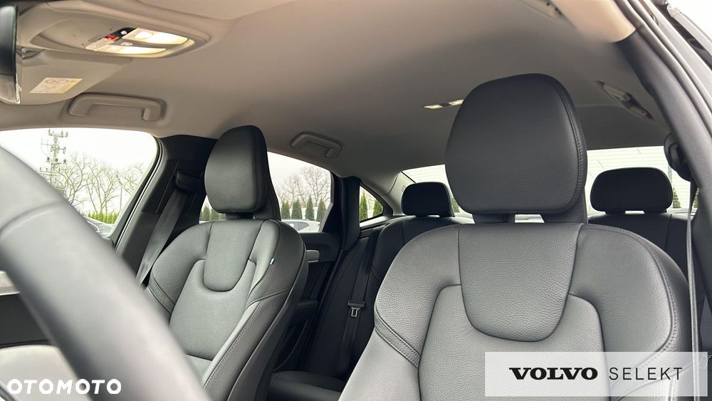 Volvo S90 - 12