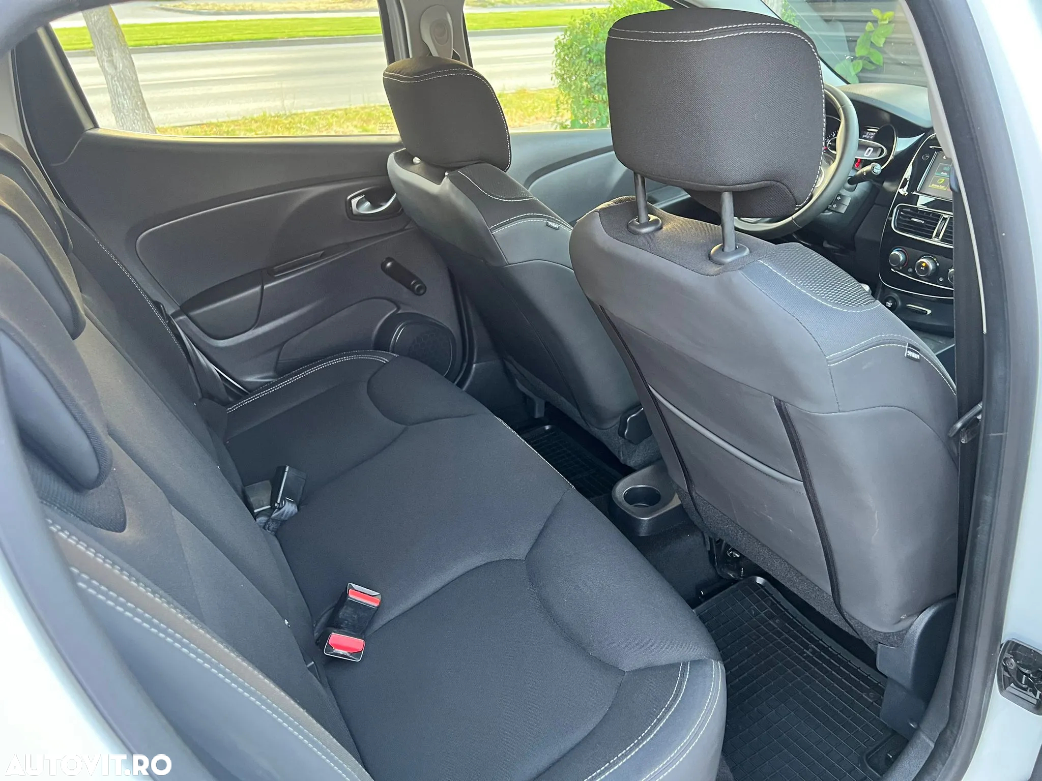 Renault Clio dCi 90 Limited - 8