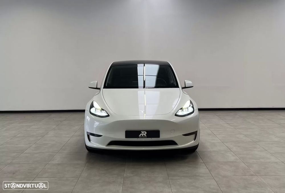Tesla Model Y Long Range Dual Motor AWD - 2