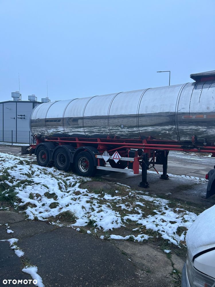 Stokota Cysterna do asfaltu - 2