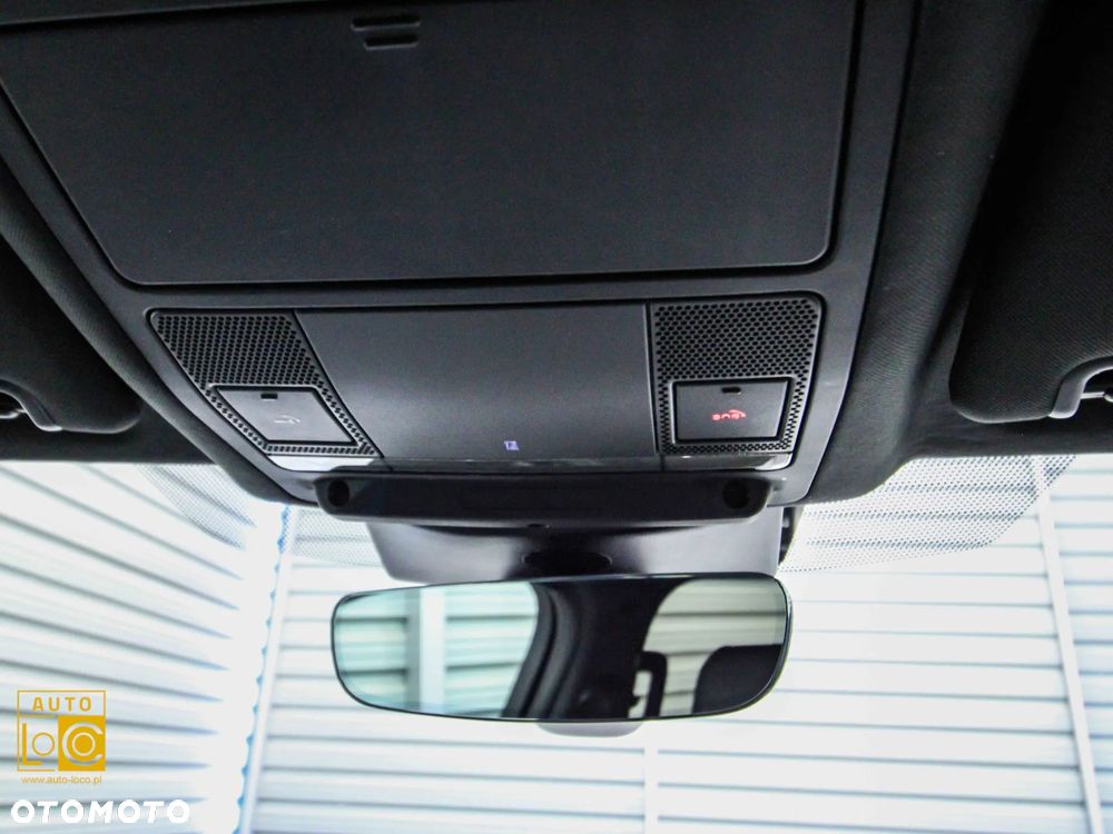 Land Rover Discovery 2.0 SD4 HSE Luxury - 40