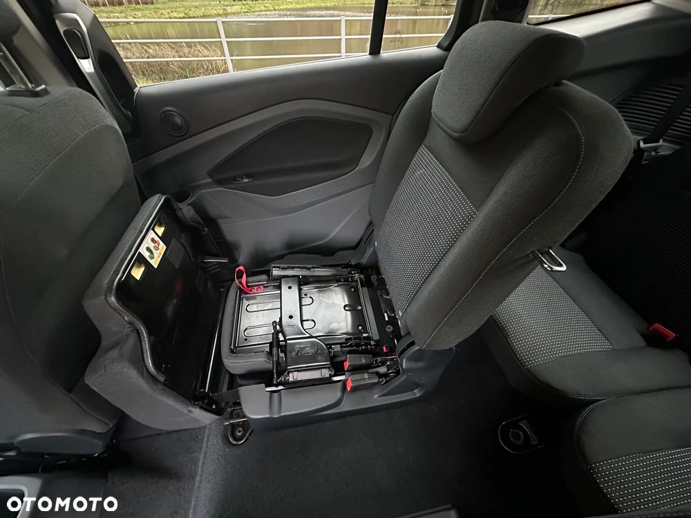 Ford Grand C-MAX 1.6 EcoBoost Titanium - 14