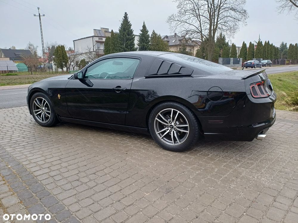Ford Mustang 3.7 V6 - 13