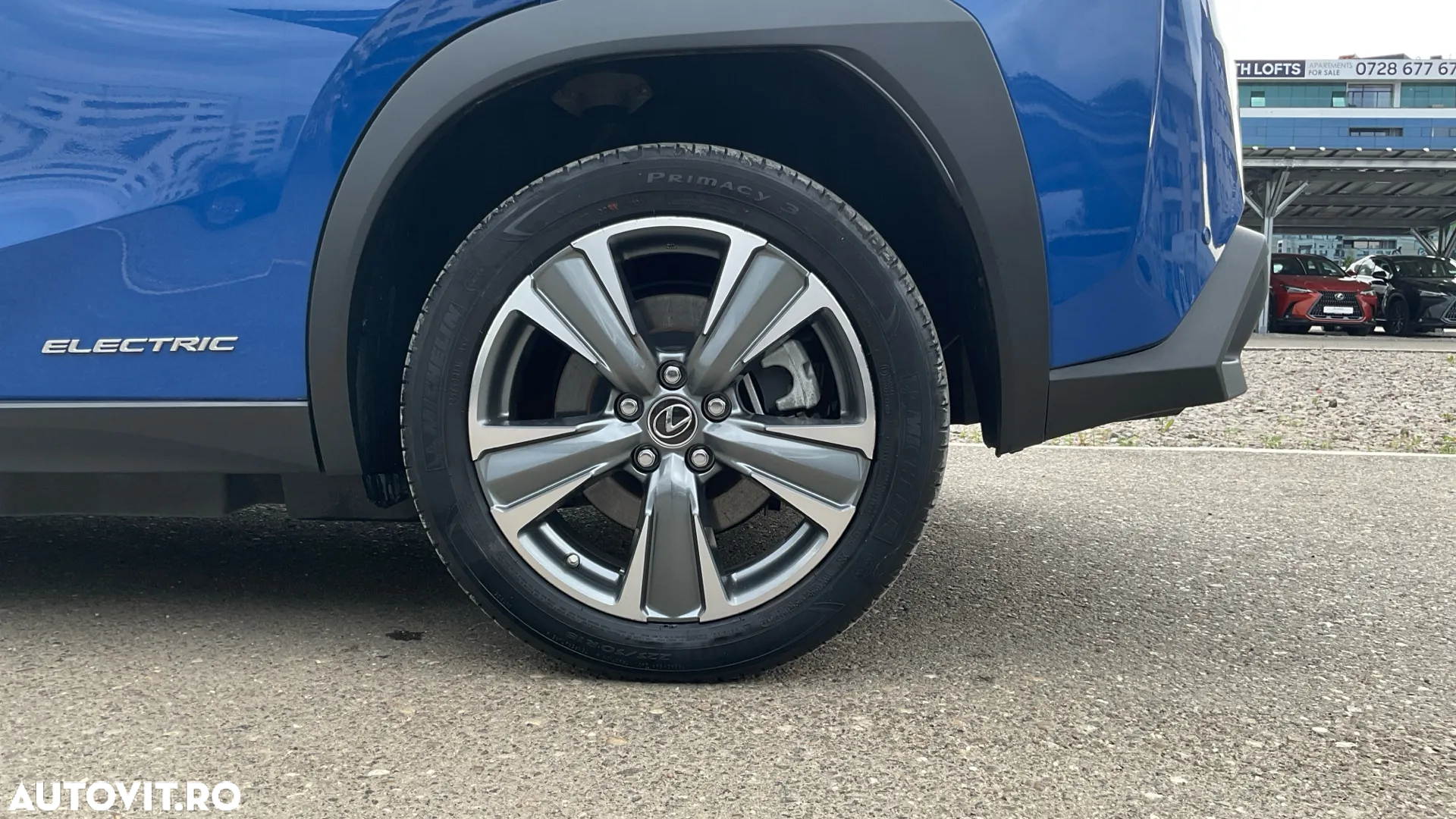 Lexus UX 300e Luxury - 17