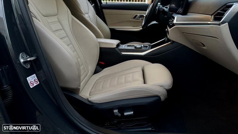 BMW 330 e Pack Desportivo M Auto - 14