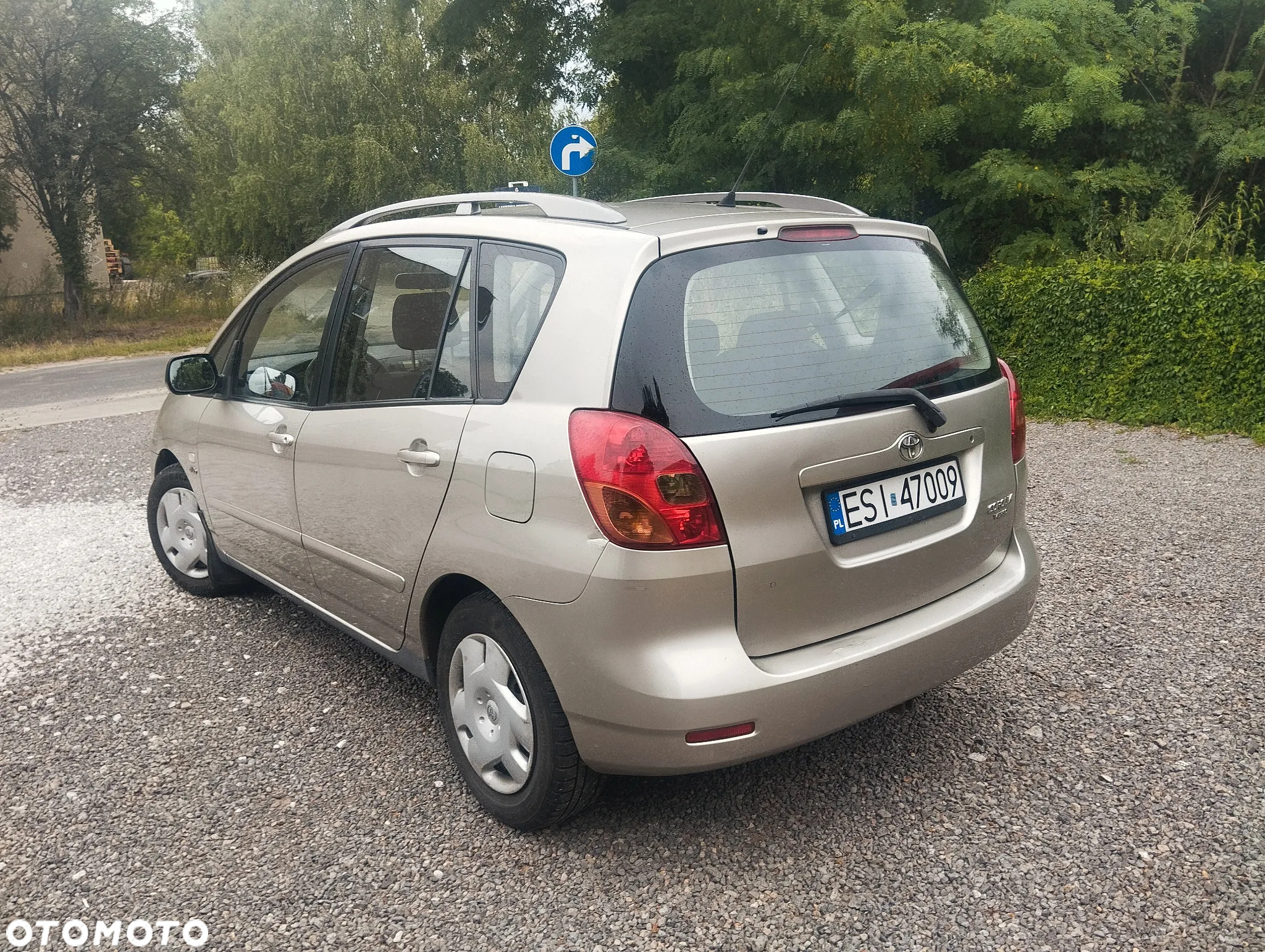 Toyota Corolla Verso - 6