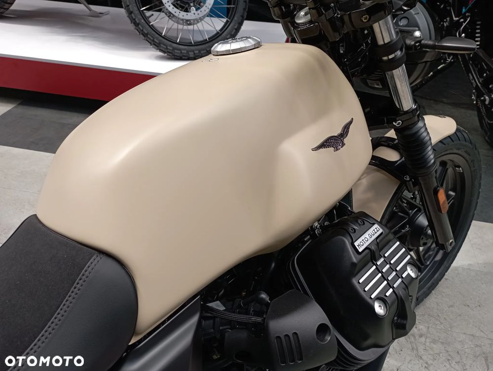 Moto Guzzi V7 - 11