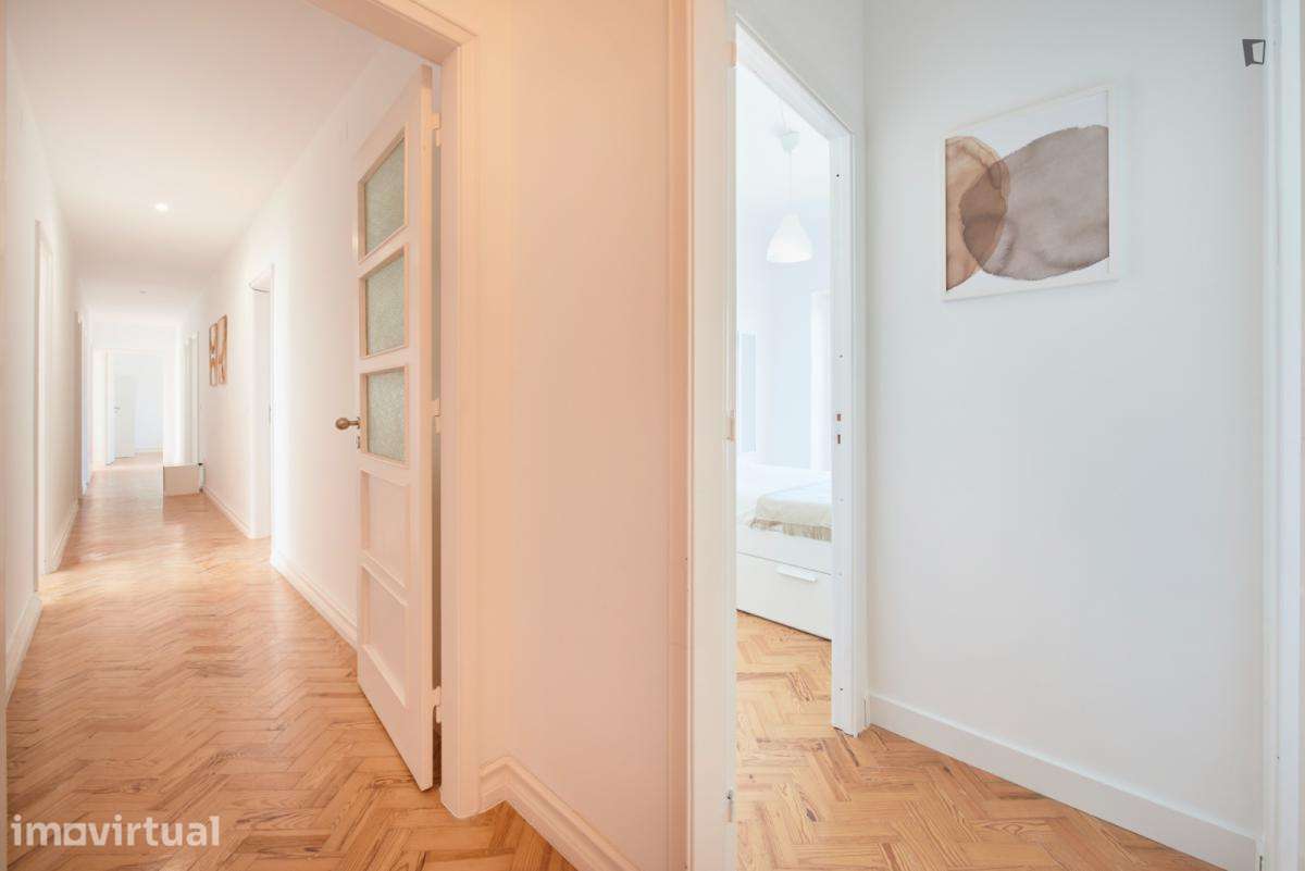 Quarto - localizado em Entrecampos Lisbon - Grande imagem: 4/10