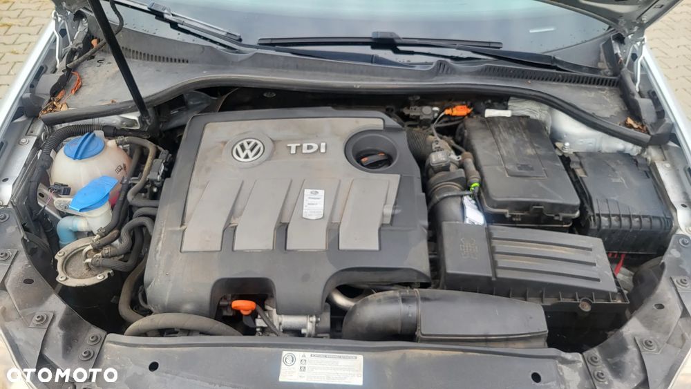 Volkswagen Golf VI 1.6 TDI 4Mot Trendline - 19
