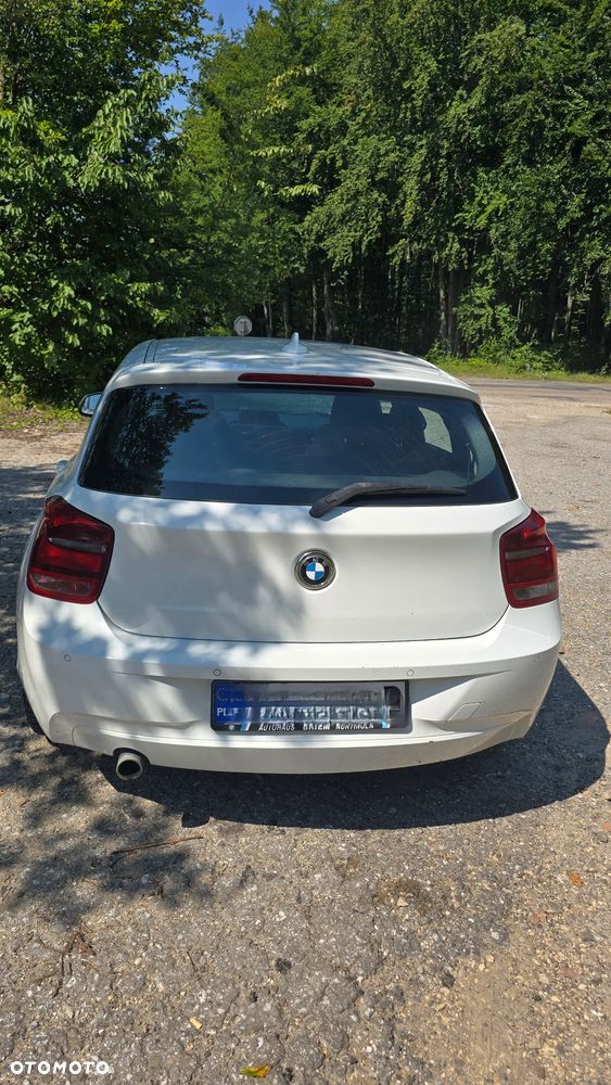 BMW Seria 1 116d - 4