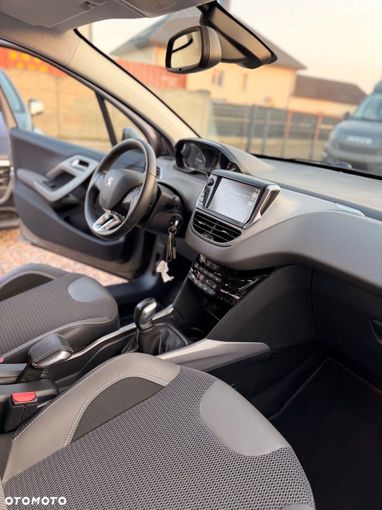 Peugeot 2008 PureTech 110 Stop&Start Allure - 6