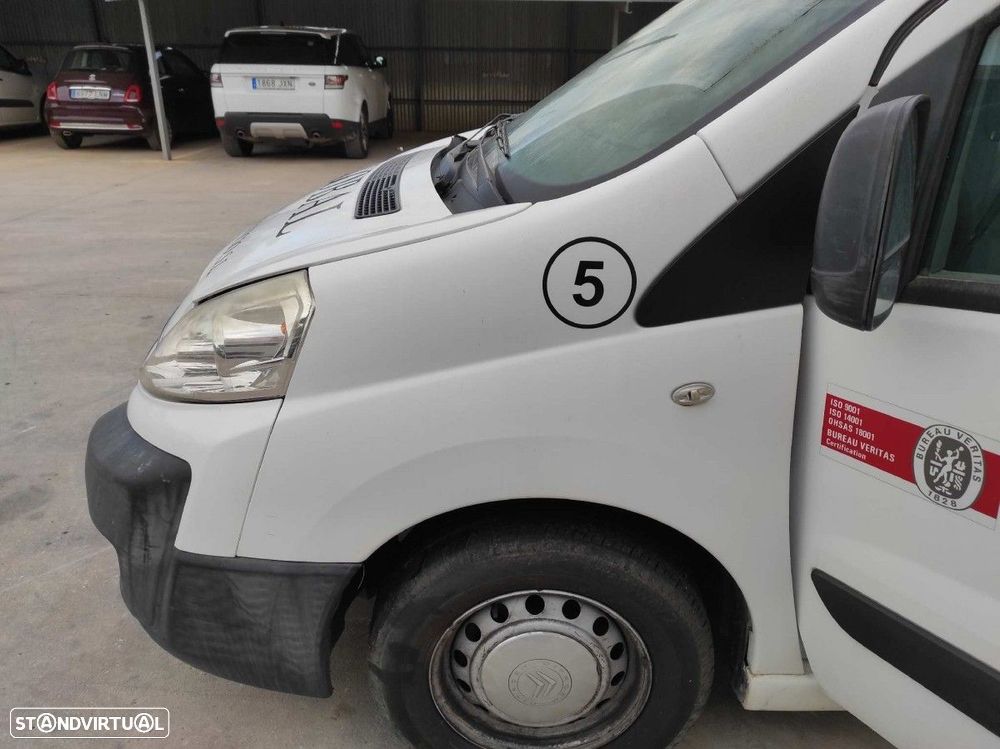 GUARDA-LAMAS FRENTE ESQUERDO CITROEN JUMPY HDI 90 27 L1H1 FURG. - 1