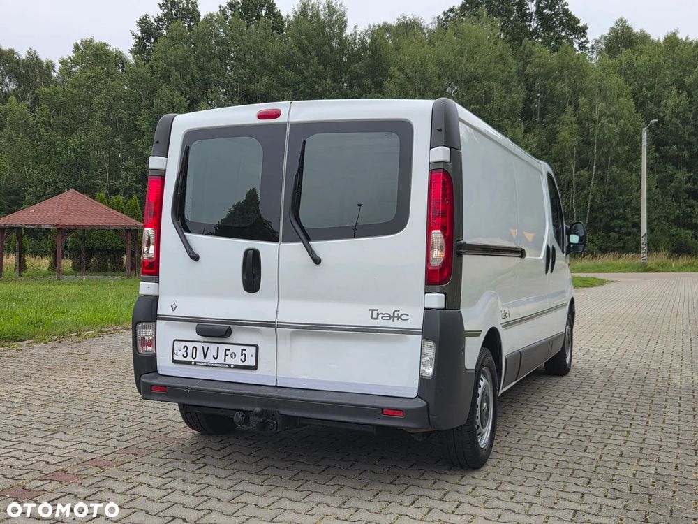 Renault Trafic - 10