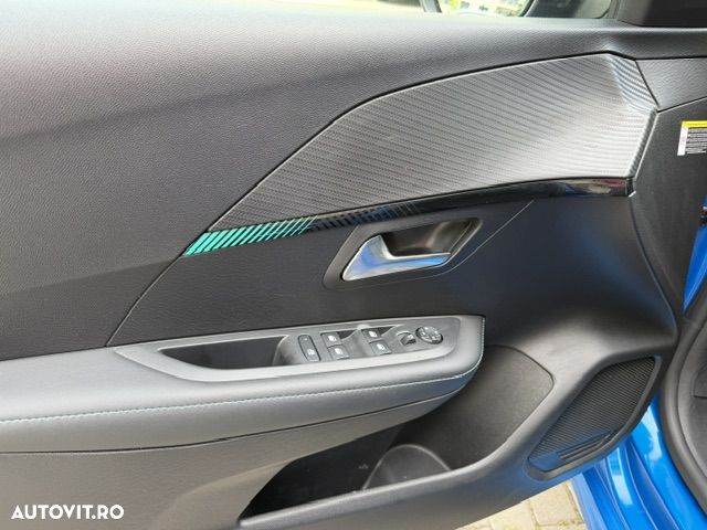 Peugeot 208 - 10
