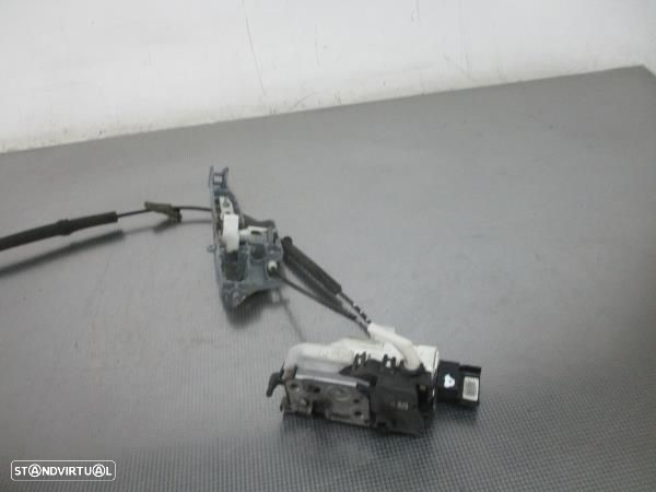 Fecho Porta Frente Dto Citroen Ds3 - 2