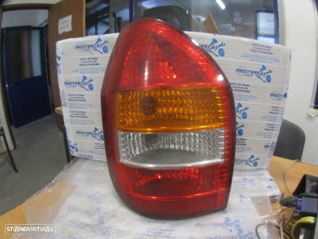 Farol Tras Stop3133 OPEL ZAFIRA A 1999 2.0DI 80CV 5P CINZA ESQ - 1