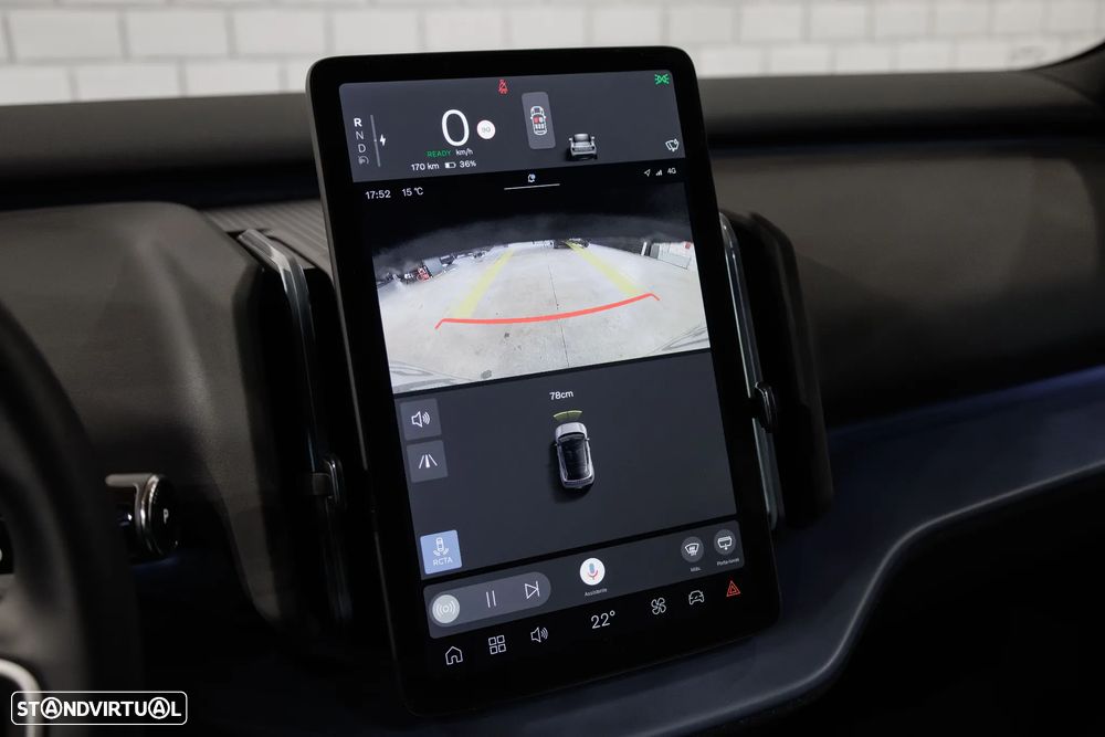 Volvo EX30 69 kWh Single Motor Extended Range Plus - 21