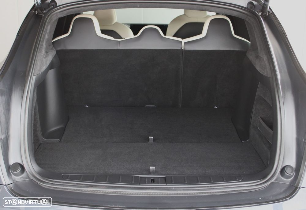 Tesla Model X Long Range AWD - 29