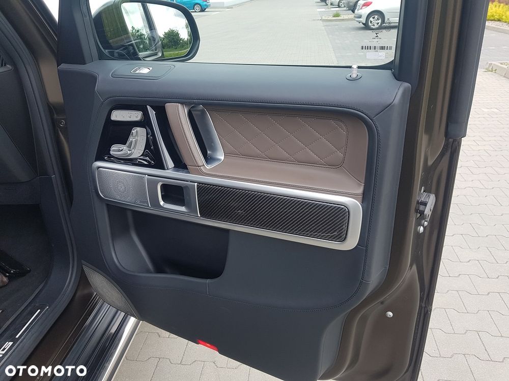 Mercedes-Benz Klasa G AMG 63 AMG Speedshift 9G-TRONIC Exclusive - 23