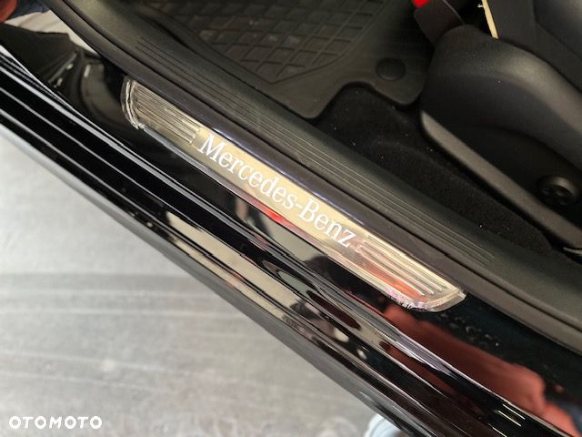 Mercedes-Benz Klasa E 220 d 4-Matic AMG - 20