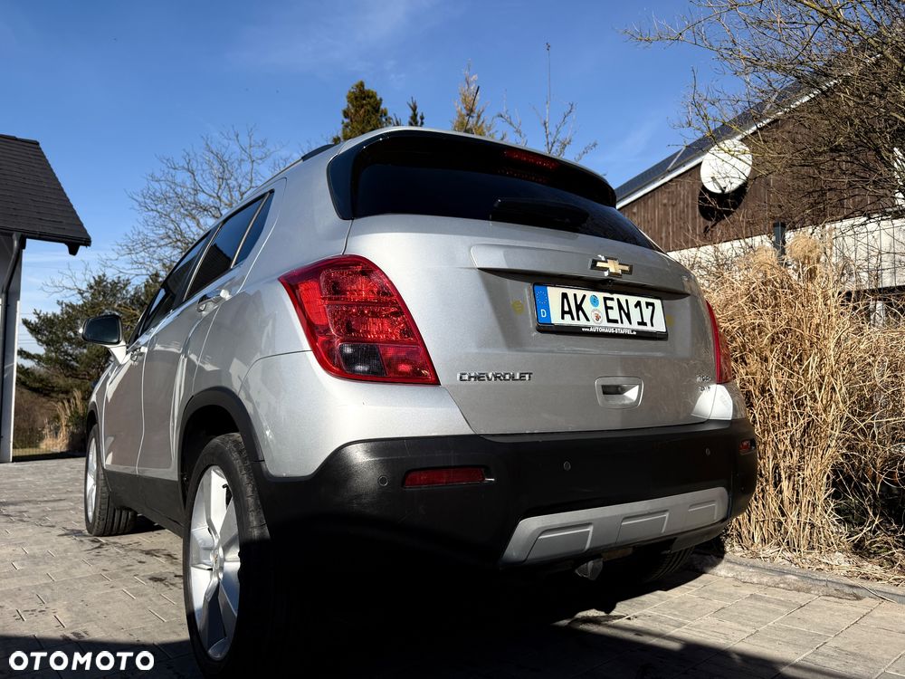 Chevrolet Trax 1.4 T LS - 34